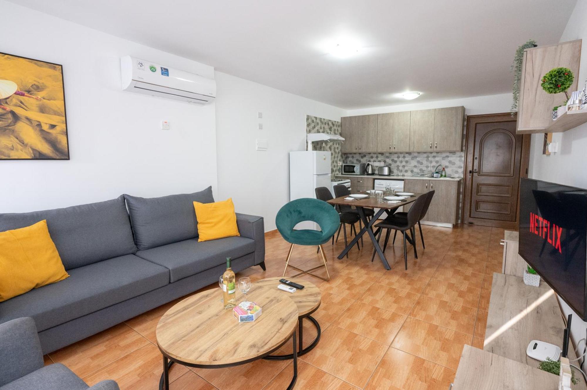 Napa Centrale Suites Айя-Напа Экстерьер фото