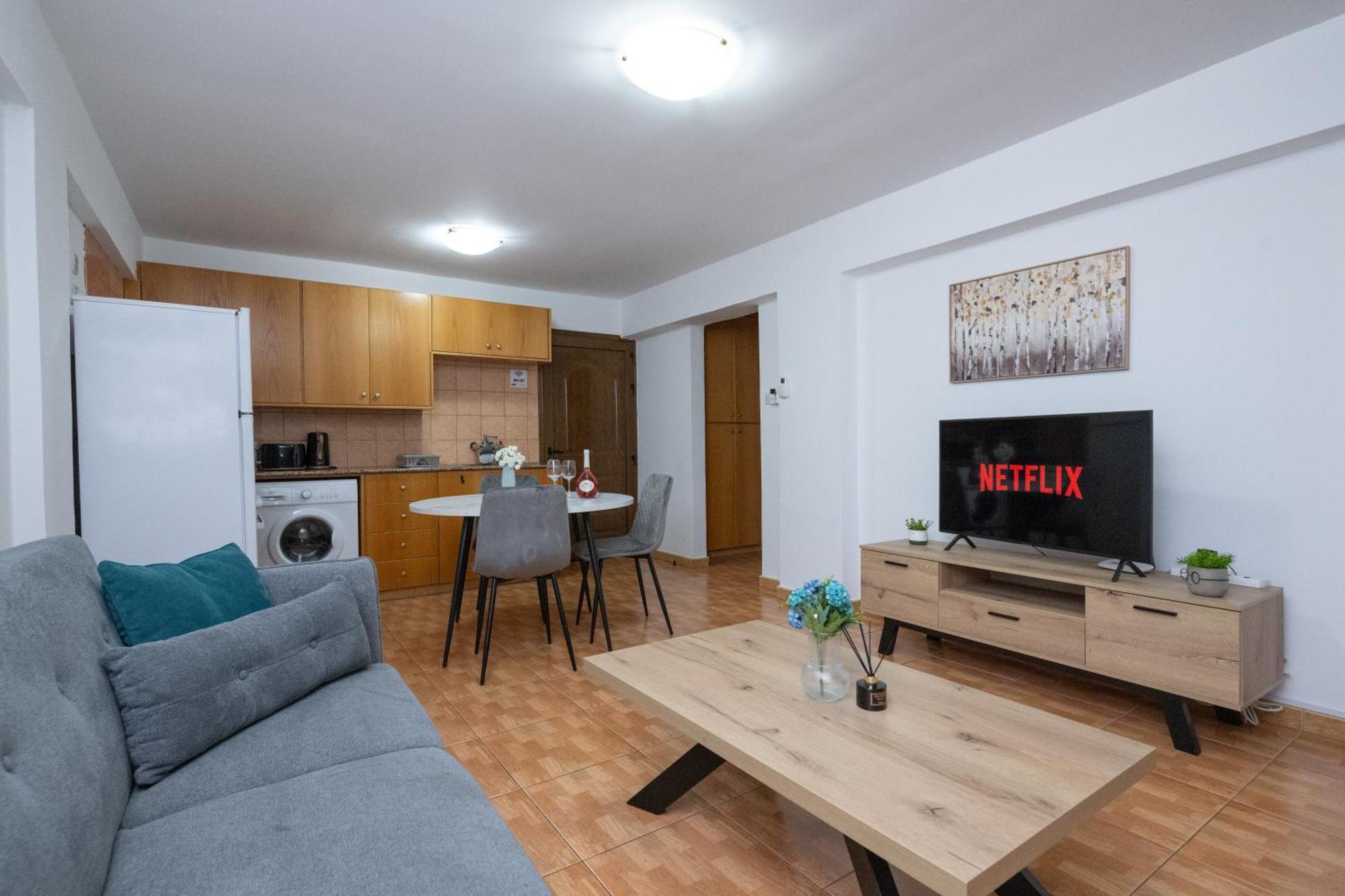 Napa Centrale Suites Айя-Напа Экстерьер фото